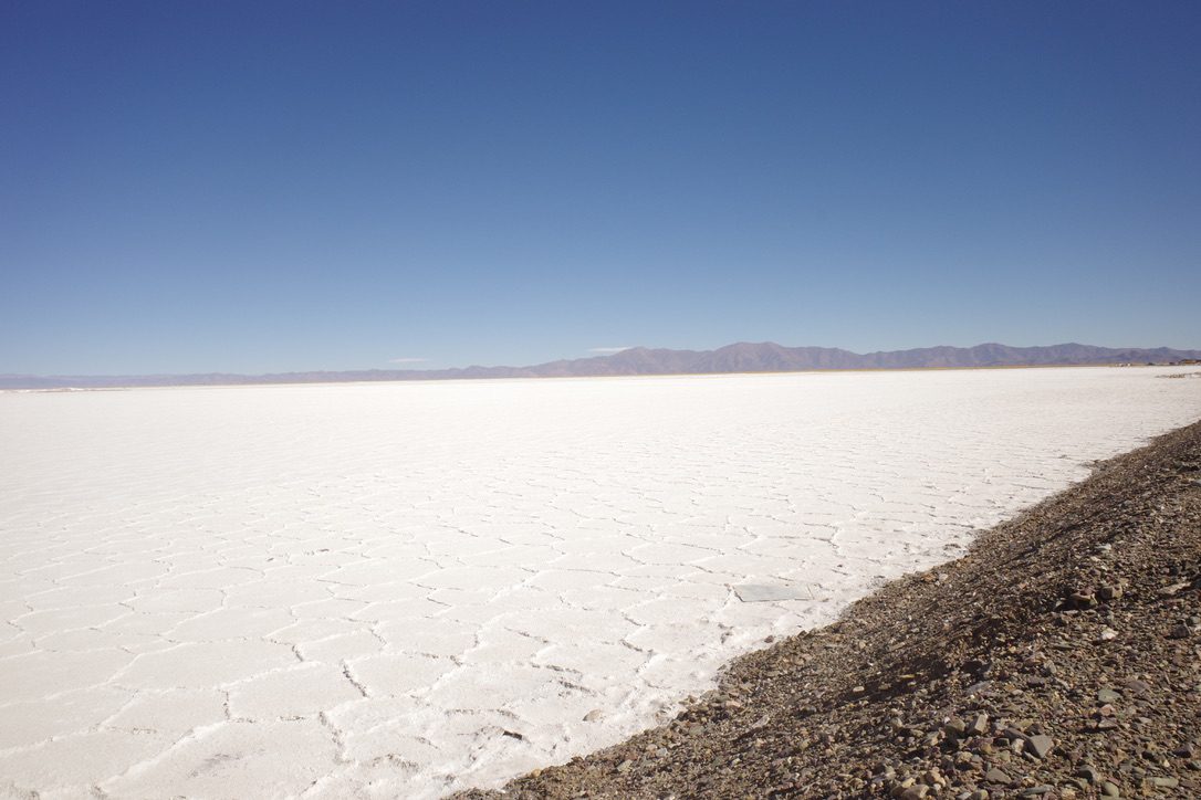 Lithium : un ancien ministre dénonce la primarisation de l’économie
